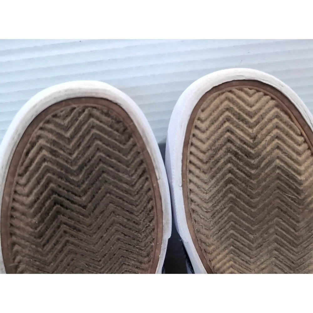 LEVI'S LANCE CANVAS SNEAKERS WOMEN'S SIZE 8.5 CUSHION INSOLE NAVY WHITE EUC